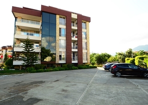 شقة بإطلالة على جبال طورووس في منطقة اوبا – ألانيا