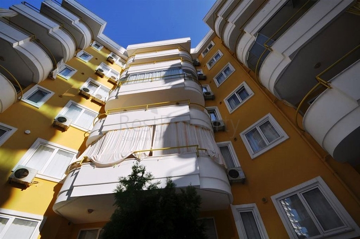 شقة مفروشة  في منطقة محمود لار – ألانيا 