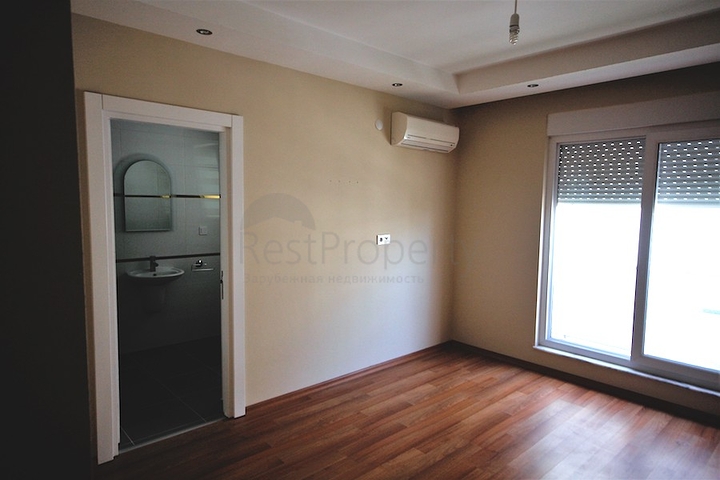 شقة ضمن مجمع سكني مميز في حي ليمان من منطقة كونيالتي – أنطاليا