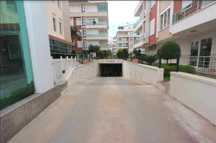 شقق مفروشة على مسافة قريبة من البحر في منطقة كونيالتي - أنطاليا