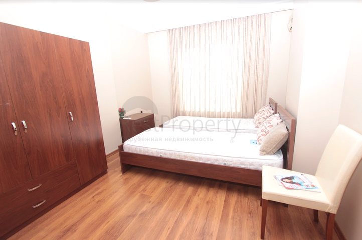 شقق مفروشة على مسافة قريبة من البحر في منطقة كونيالتي - أنطاليا