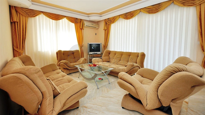 شقة مفروشة من قبل المالك في منطقة محمود لار – ألانيا 