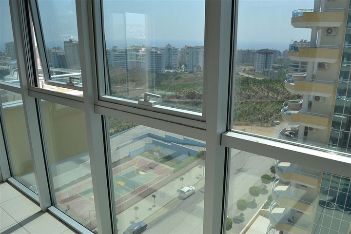 شقة ضمن مجمع سكني مميز في منطقة محمود لار – ألانيا 