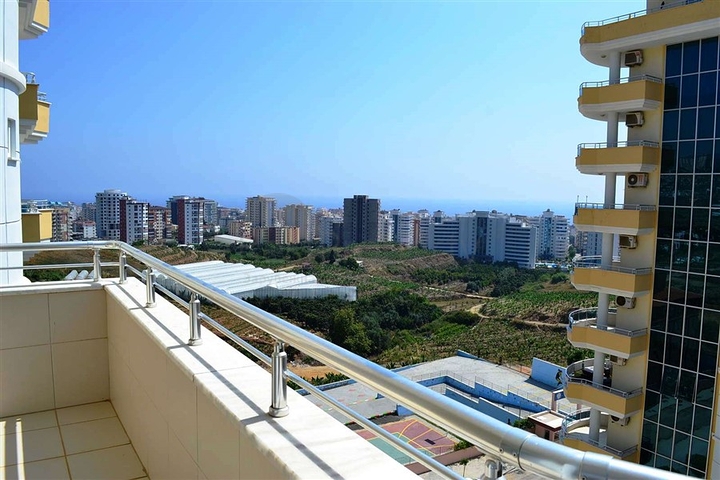 شقة ضمن مجمع سكني مميز في منطقة محمود لار – ألانيا 