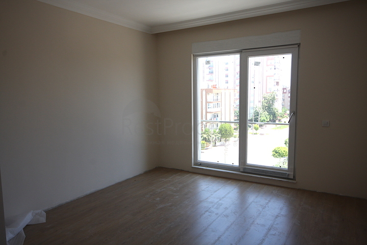 شقق ضمن مجمع سكني قيد الإنشاء في منطقة لارا – أنطاليا 