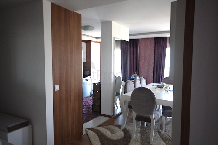 شقق ضمن مجمع سكني قيد الإنشاء في منطقة لارا – أنطاليا 