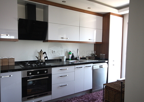 شقق ضمن مجمع سكني قيد الإنشاء في منطقة لارا – أنطاليا 