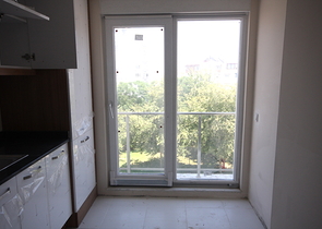 شقق ضمن مجمع سكني قيد الإنشاء في منطقة لارا – أنطاليا 