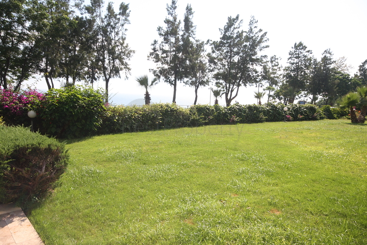 فيلا منفصلة في وسط منطقة لارا – أنطاليا 