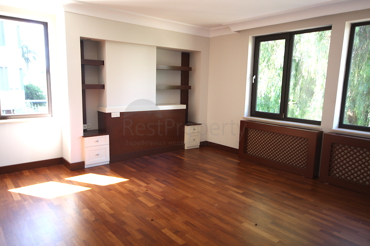 فيلا منفصلة في وسط منطقة لارا – أنطاليا 