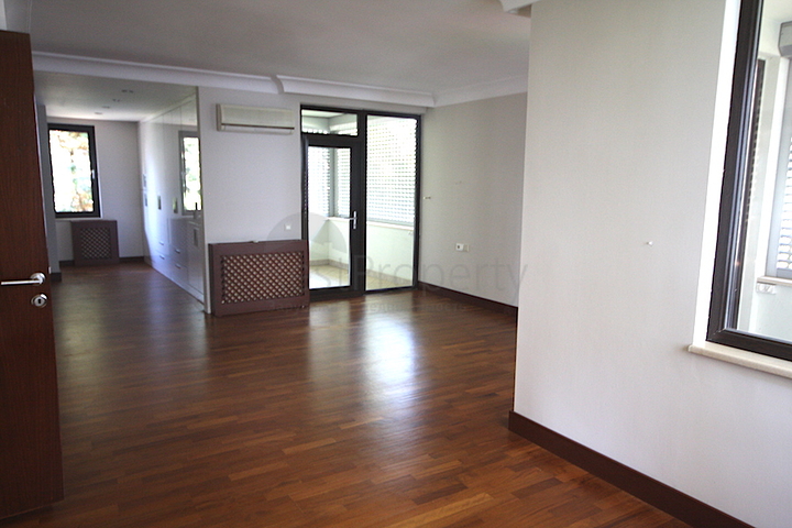 فيلا منفصلة في وسط منطقة لارا – أنطاليا 