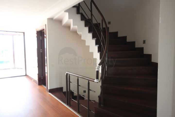 فيلا منفصلة في وسط منطقة لارا – أنطاليا 