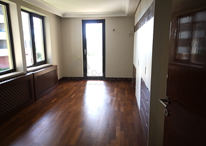 فيلا منفصلة في وسط منطقة لارا – أنطاليا 