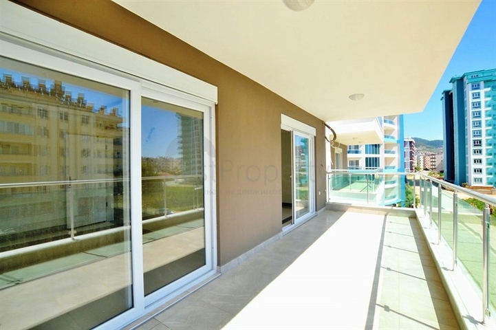 مشروع إستثماري حديث في منطقة محمود لار – ألانيا 