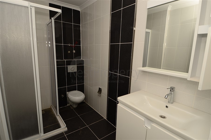 شقق على مسافة قريبة من البحر في منطقة محمود لار – ألانيا 