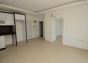 شقق على مسافة قريبة من البحر في منطقة محمود لار – ألانيا 