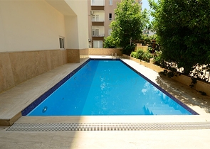 شقق على مسافة قريبة من البحر في منطقة محمود لار – ألانيا 