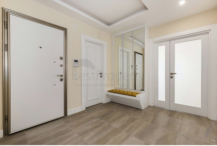 شقق ضمن مجمع سكني حديث وسط مدينة انطاليا