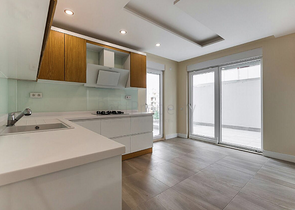 شقق ضمن مجمع سكني حديث وسط مدينة انطاليا