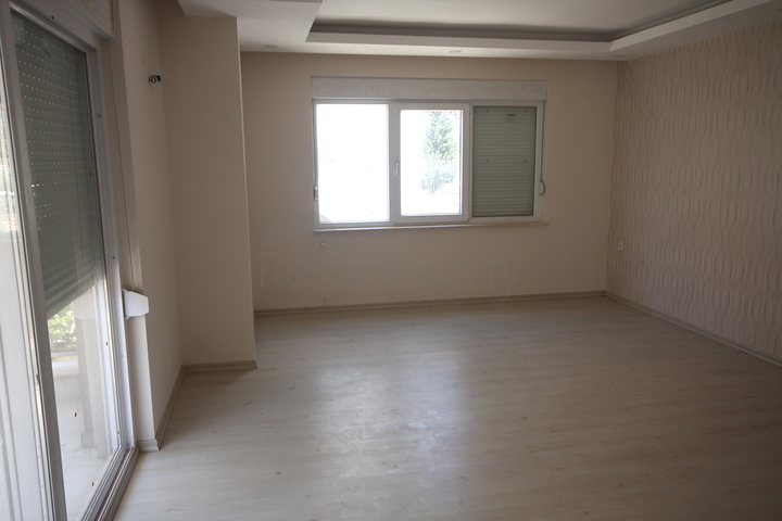 شقق ضمن مجمع سكني في مركز مدينة أنطاليا 