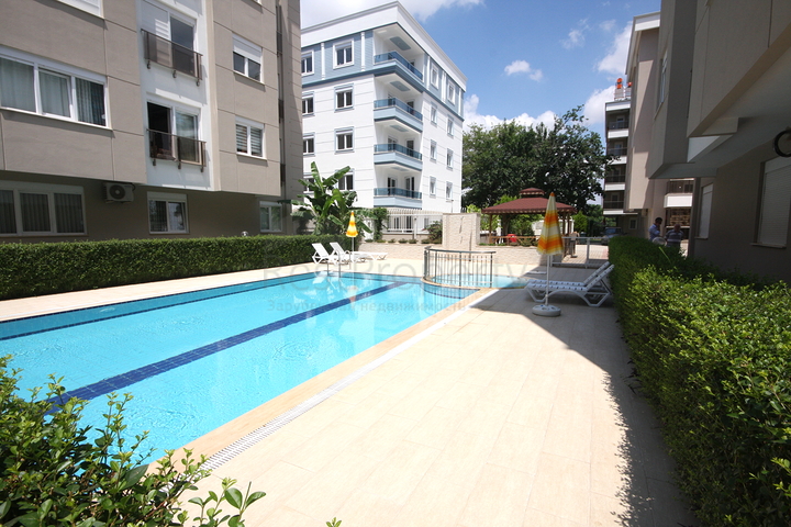 شقق ضمن مجمع سكني في مركز مدينة أنطاليا 