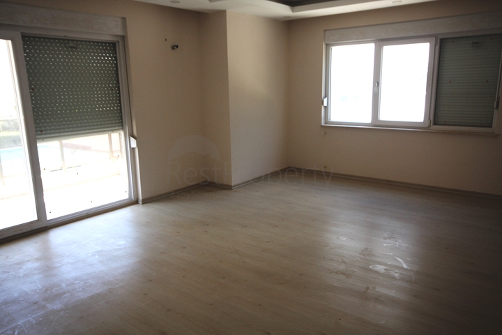 شقق ضمن مجمع سكني في مركز مدينة أنطاليا 