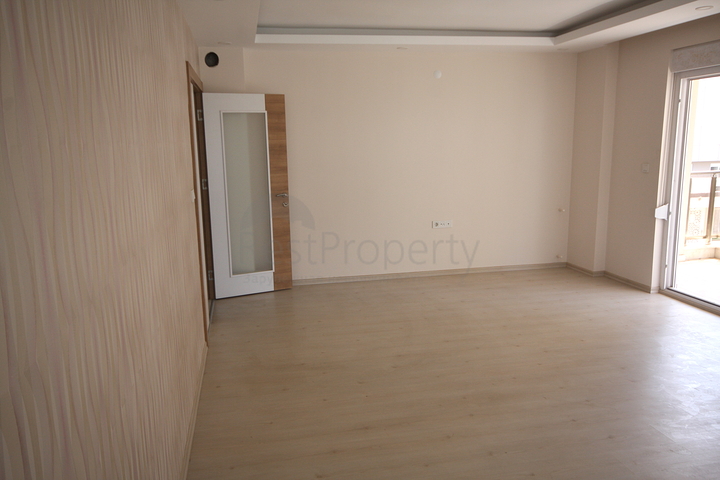 شقق ضمن مجمع سكني في مركز مدينة أنطاليا 