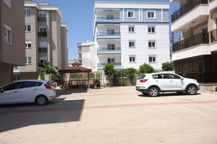 شقق ضمن مجمع سكني في مركز مدينة أنطاليا 