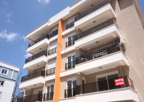 شقق ضمن مجمع سكني في مركز مدينة أنطاليا 