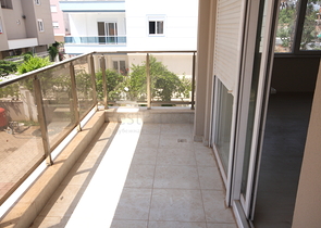 شقق ضمن مجمع سكني في مركز مدينة أنطاليا 