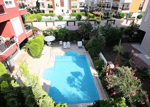 شقة مفروشة ضمن حي ليمان من منطقة كونيالتي – انطاليا 