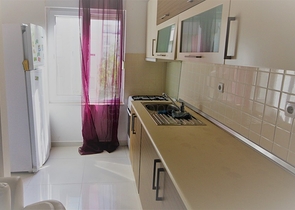 شقة مفروشة ضمن حي ليمان من منطقة كونيالتي – انطاليا 