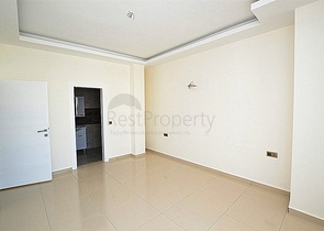 مجمع حديث على ساحل المتوسط في منطقة محمود لار – ألانيا 