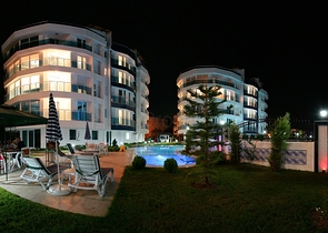 شقة مفروشة ضمن حي ليمان من منطقة كونيالتي – أنطاليا 