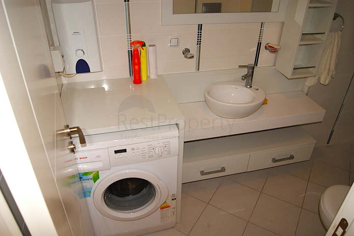 شقة مفروشة بتخطيط 2+1 ضمن حي ليمان من منطقة كونيالتي – أنطاليا