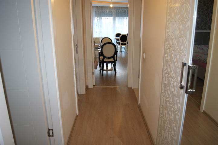 شقة مفروشة بتخطيط 2+1 ضمن حي ليمان من منطقة كونيالتي – أنطاليا