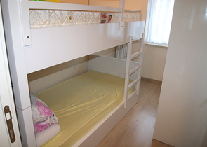 شقة مفروشة بتخطيط 2+1 ضمن حي ليمان من منطقة كونيالتي – أنطاليا