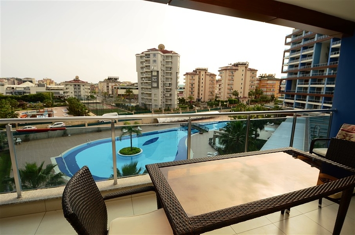 شقة ضمن مجمع مع بنية تحتية ممتازة في منطقة جيكجيلي – ألانيا 