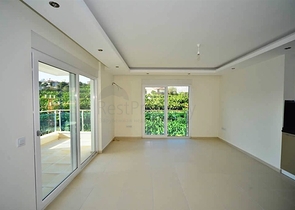 شقة بمناظر طبيعية جبلية في منطقة محمود لار – ألانيا 