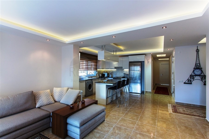 شقق سكنية وسط مركز مدينة ألانيا السياحية