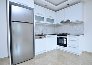 شقق سكنية وسط مركز مدينة ألانيا السياحية