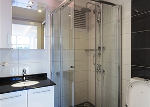 شقق سكنية وسط مركز مدينة ألانيا السياحية