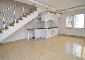 شقق سكنية وسط مركز مدينة ألانيا السياحية