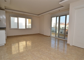 شقق سكنية وسط مركز مدينة ألانيا السياحية