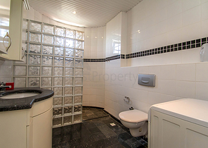 فيلا مميزة بإطلالات ساحرة في مركز ألانيا