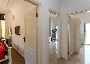 فيلا مميزة بإطلالات ساحرة في مركز ألانيا