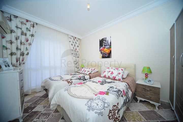 شقة مفروشة بمسافة 25 متر عن شاطئ البحر في منطقة محمود لار – ألانيا