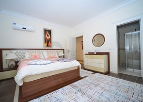 شقة مفروشة بمسافة 25 متر عن شاطئ البحر في منطقة محمود لار – ألانيا