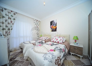 شقة مفروشة بمسافة 25 متر عن شاطئ البحر في منطقة محمود لار – ألانيا