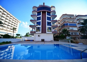 شقة مفروشة بمسافة 25 متر عن شاطئ البحر في منطقة محمود لار – ألانيا